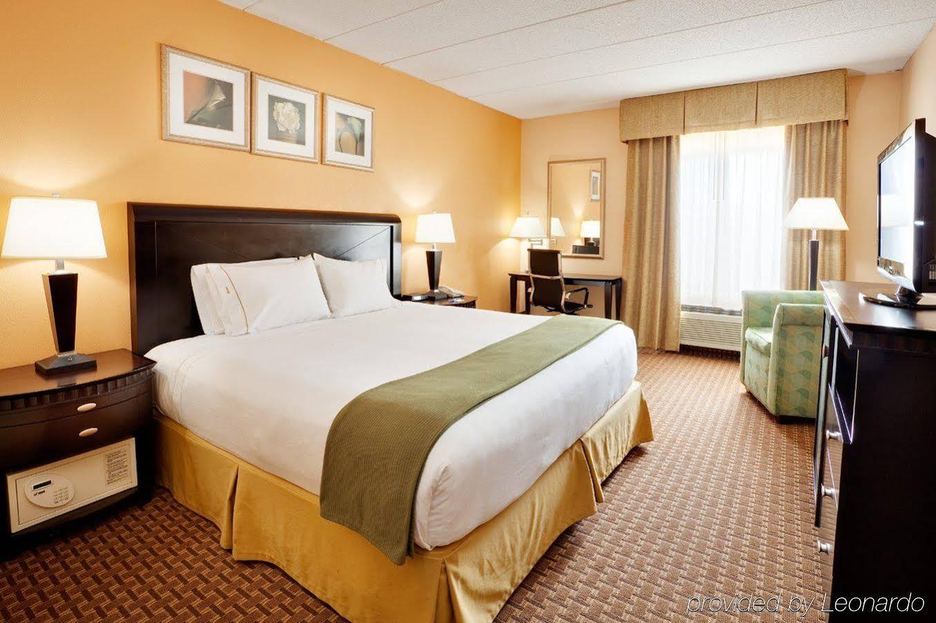 Hotel Baymont By Wyndham East Windsor Bradley Airport Zewnętrze zdjęcie